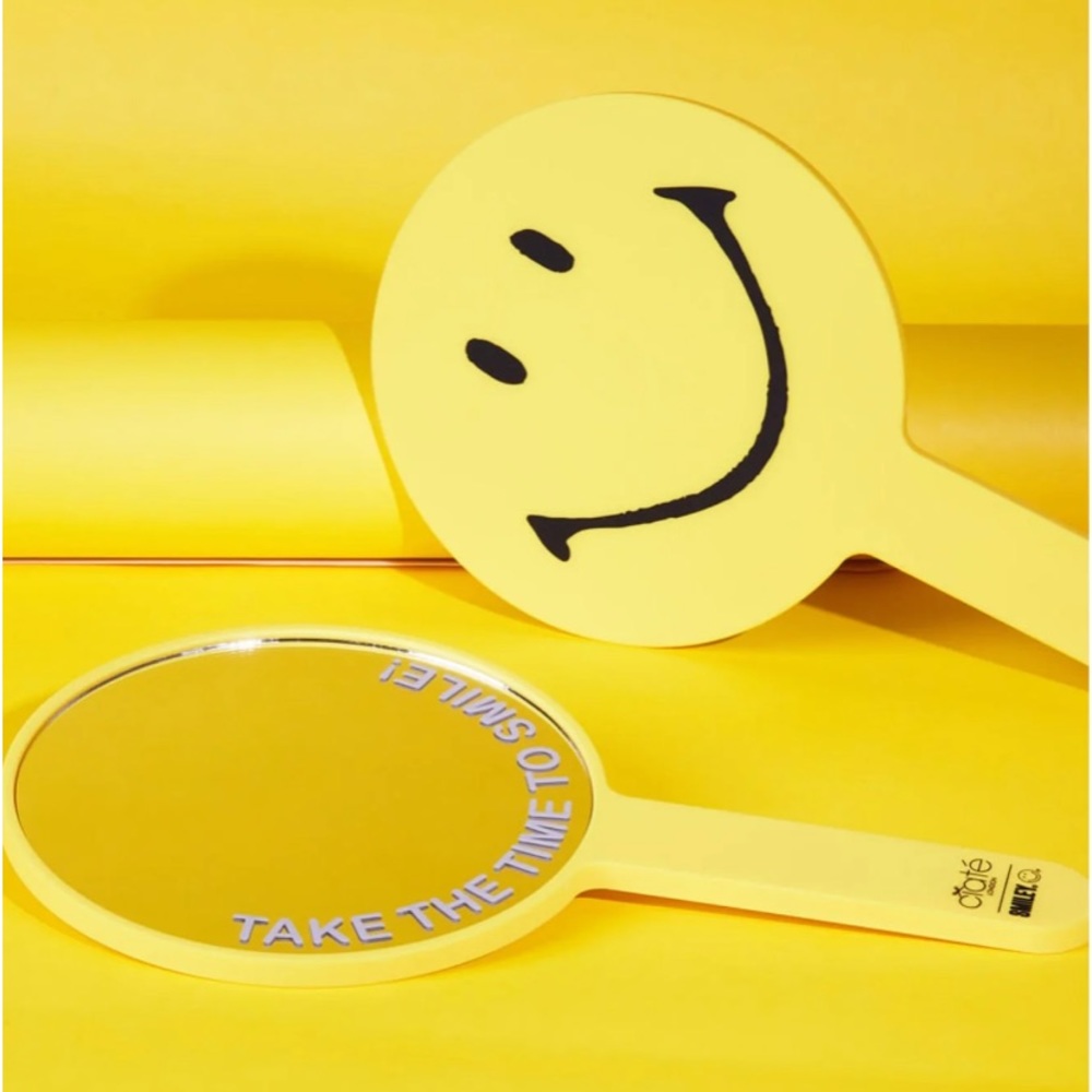 Ciate London x Smiley World Hand Held Beauty Makeup Mirror BNIB